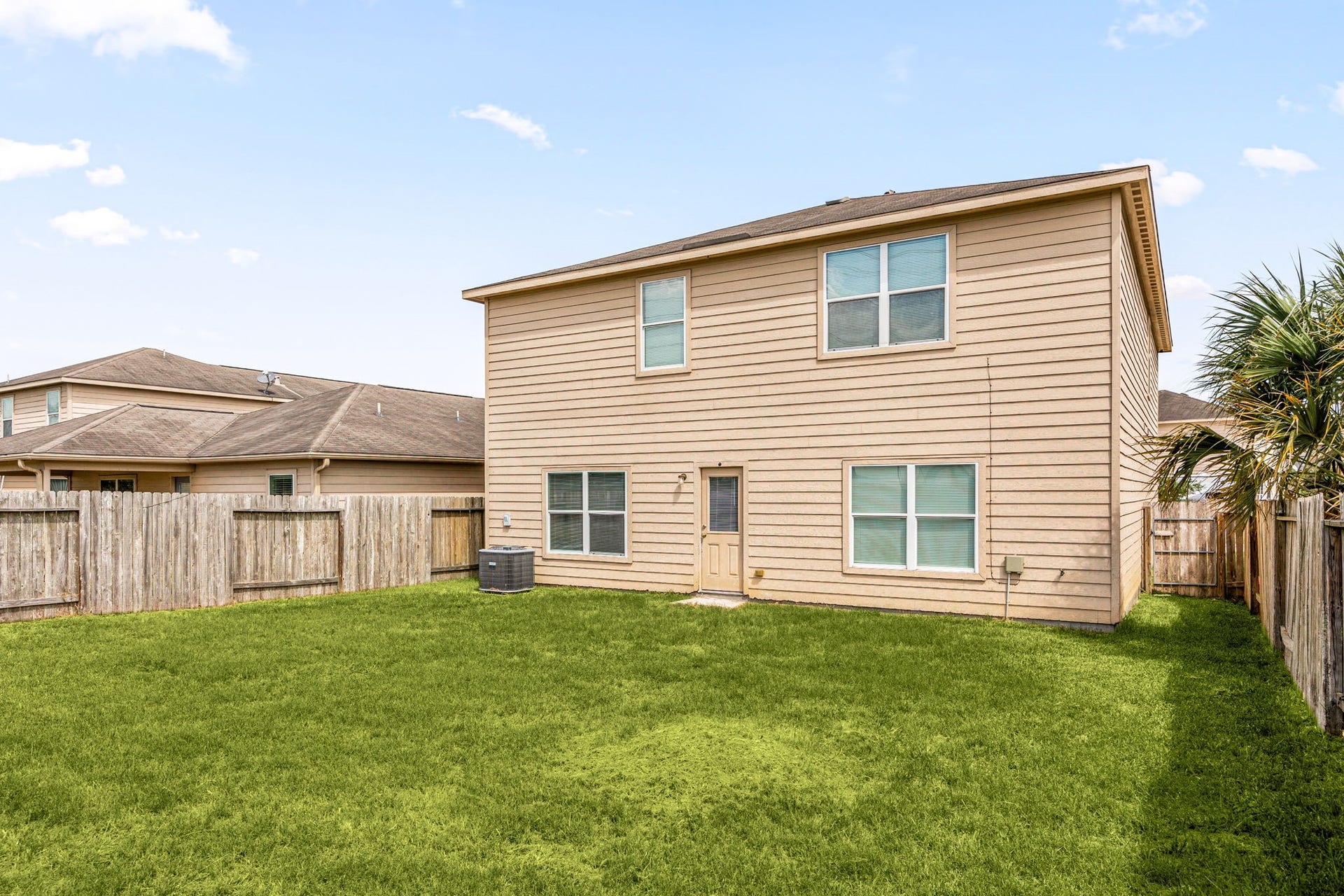 17247 Osprey Forest Drive, Hockley, TX 77447