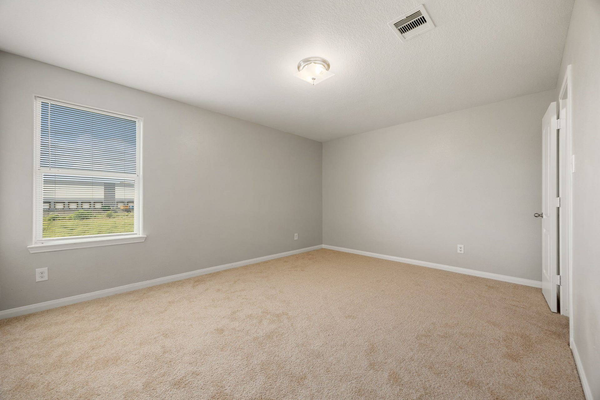 17247 Osprey Forest Drive, Hockley, TX 77447