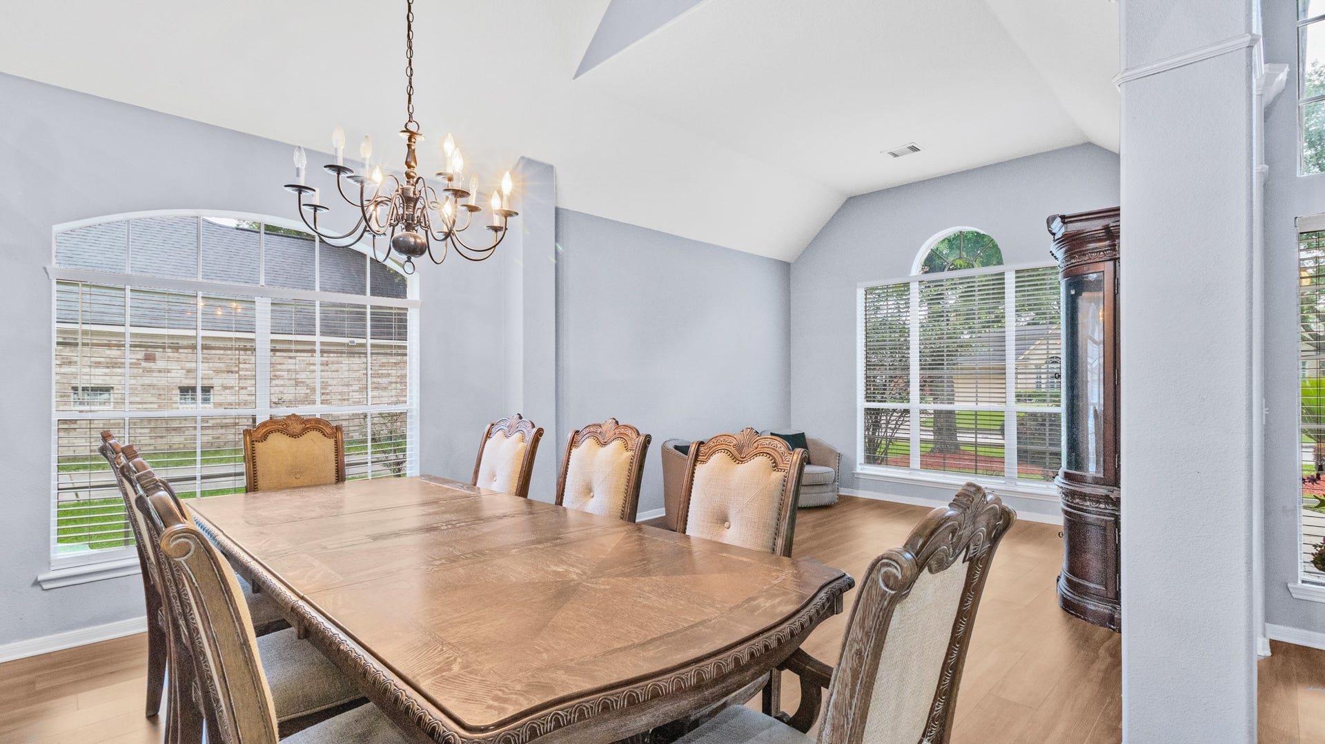 20214 Powerscourt Drive, Humble, TX 77346 Host with ease in this bright formal dining room, perfectly situated right off the front foyer and versatile flex space