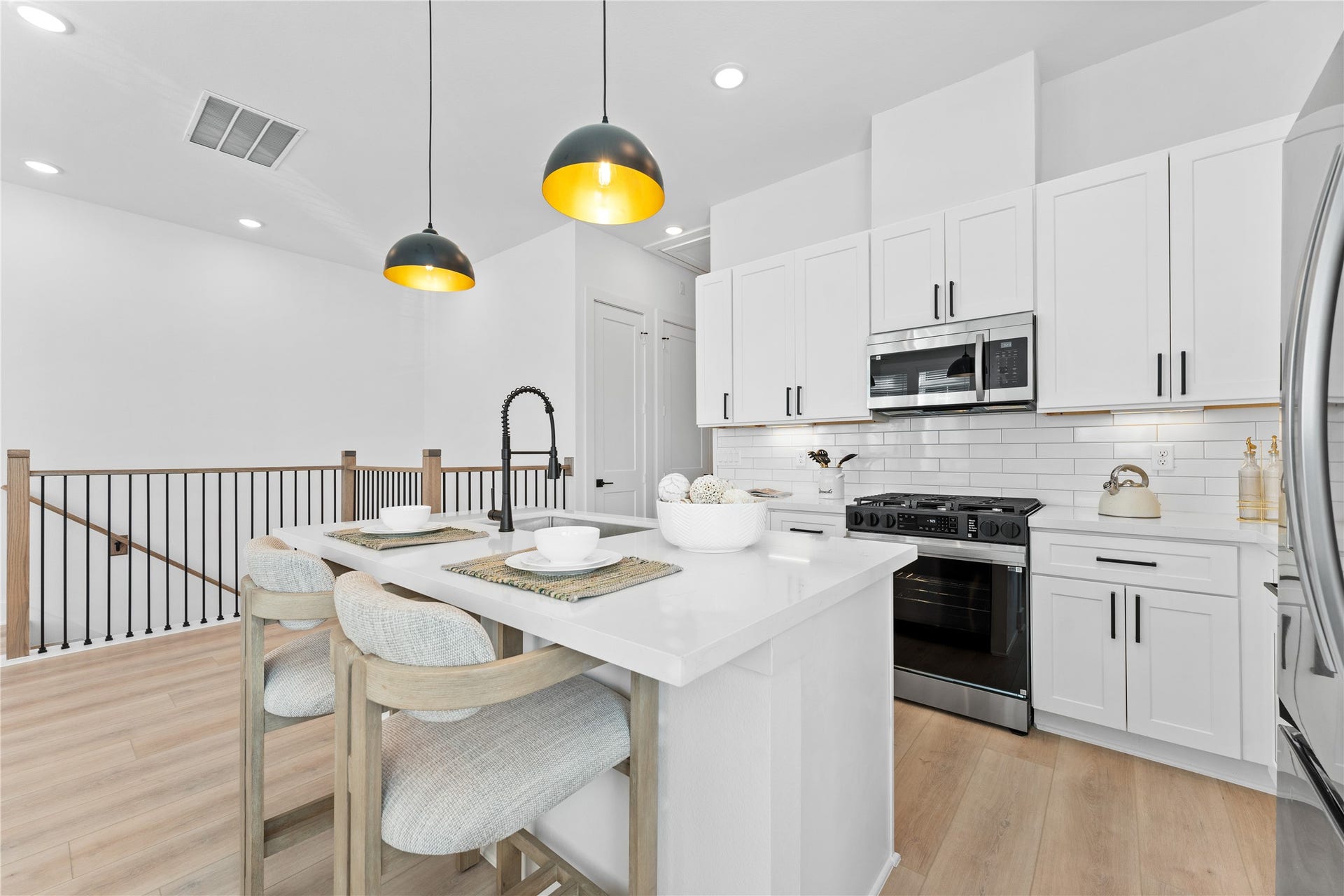 3107 Jensen Dr, #B, Houston, TX 77026 3107 Jensen Dr, #B, Houston, TX 77026