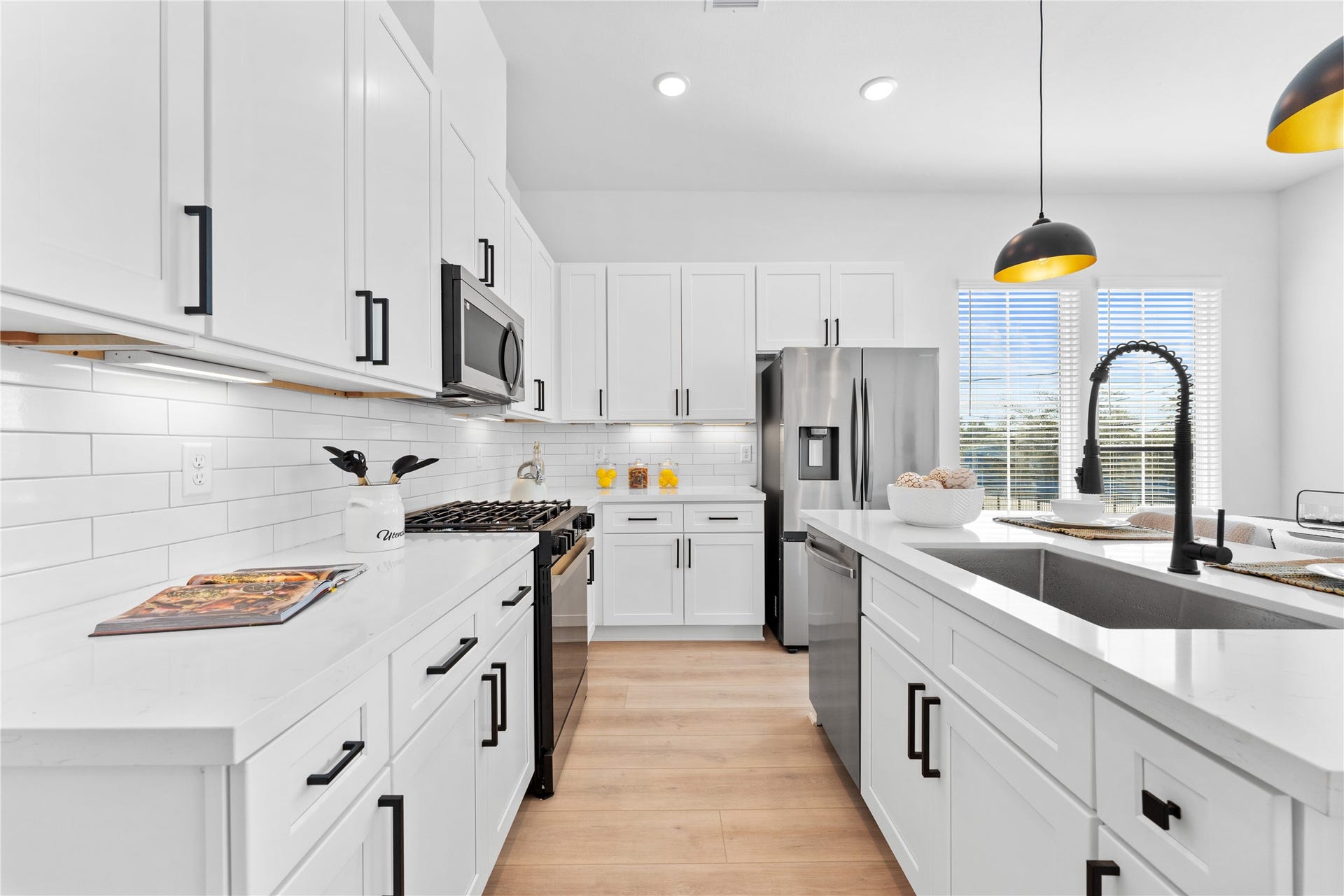 3107 Jensen Dr, #B, Houston, TX 77026 3107 Jensen Dr, #B, Houston, TX 77026