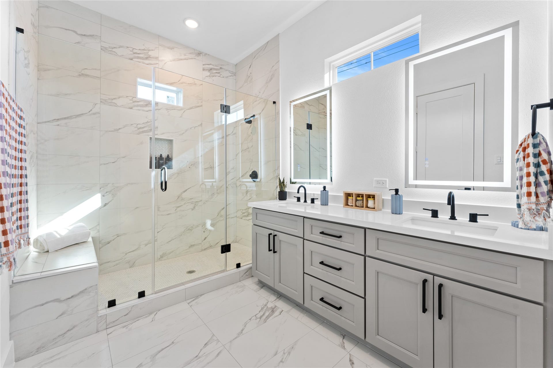3107 Jensen Dr, #B, Houston, TX 77026 3107 Jensen Dr, #B, Houston, TX 77026