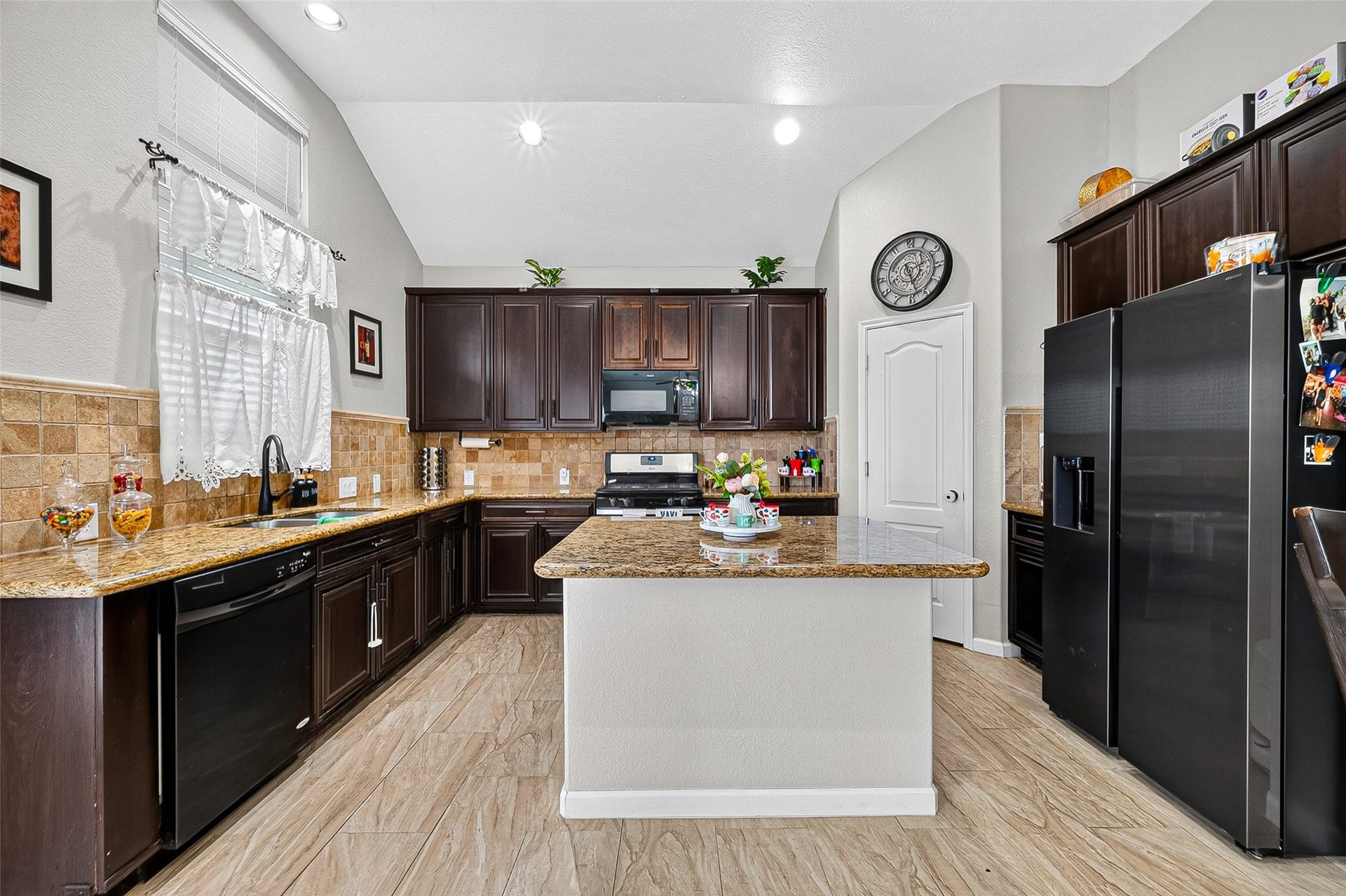 11023 Jacob Crossing Drive, Richmond, TX 77406 11023 Jacob Crossing Drive, Richmond, TX 77406