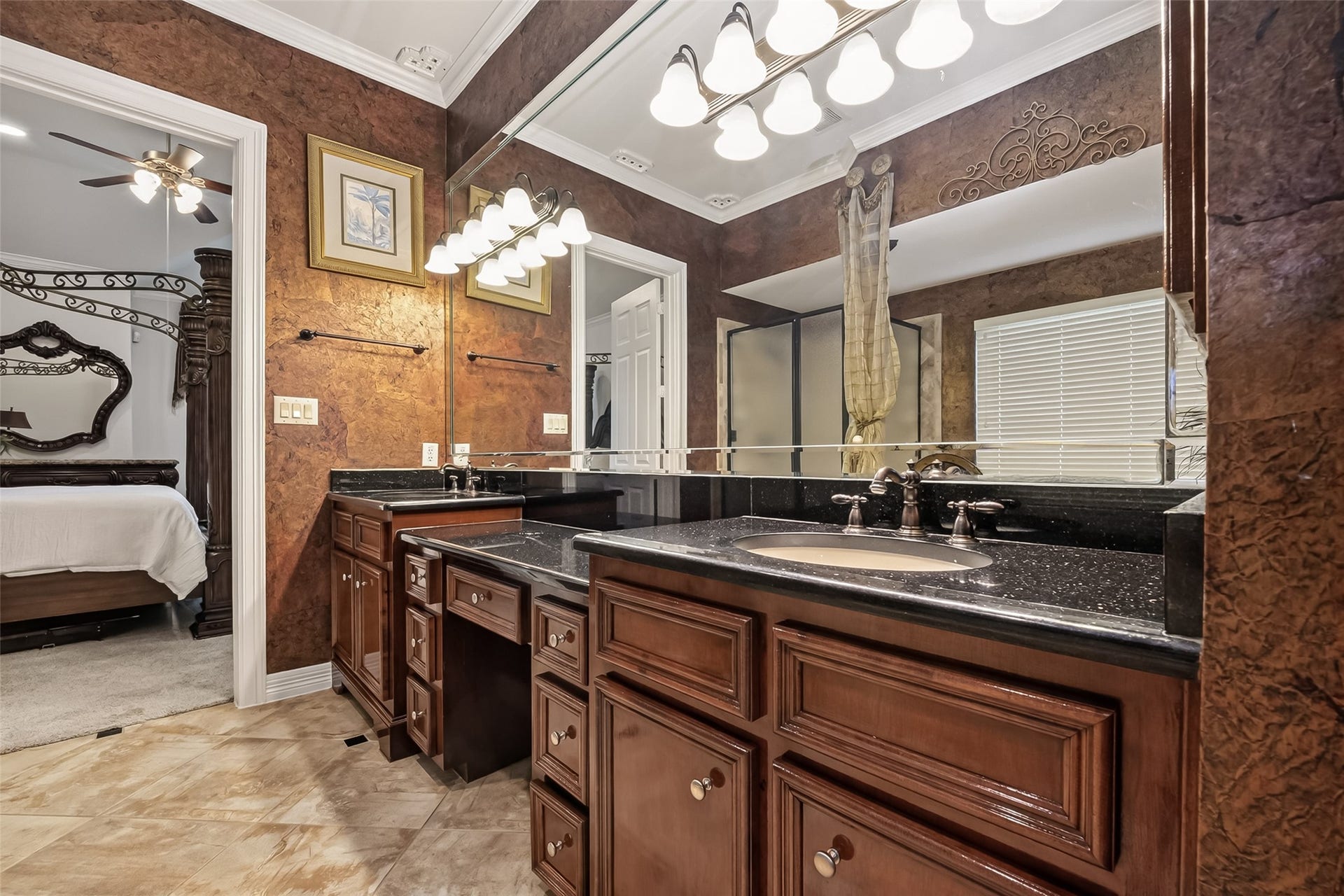 1814 Bartrum Street, Sugar Land, TX 77479 Another View of the Bathroom