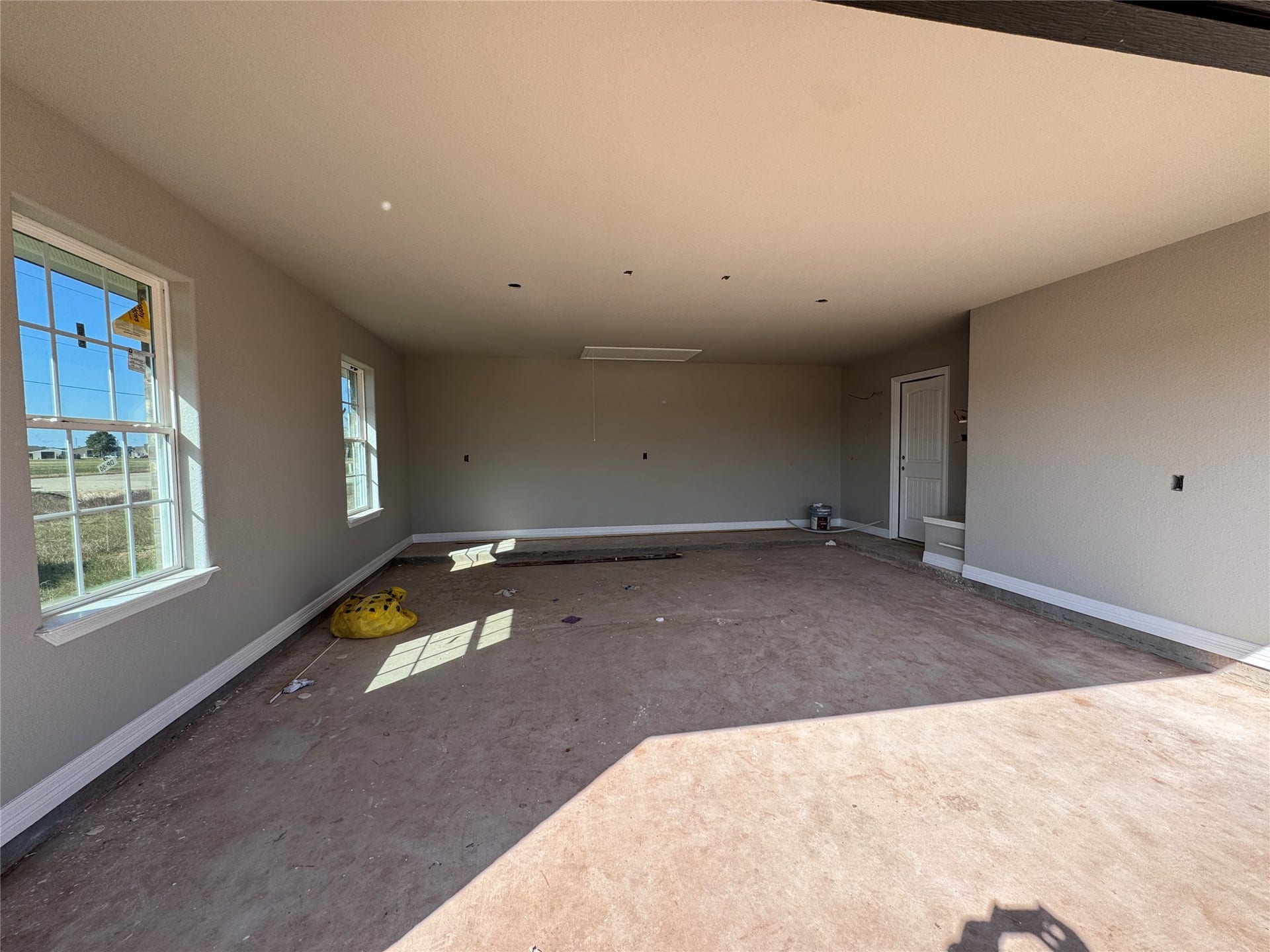 1513 Palomino Trail, Angleton, TX 77515 Garage