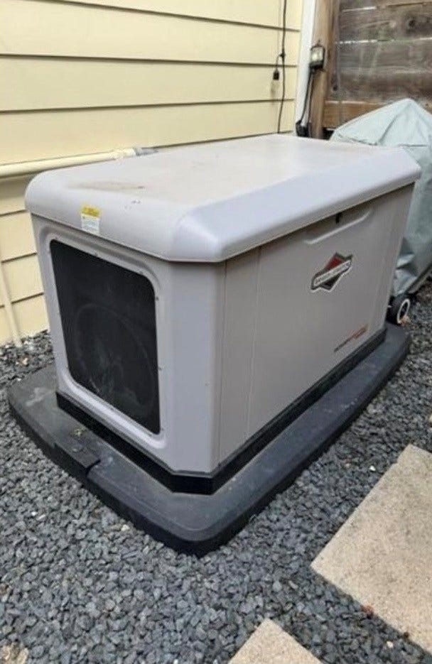 504 W 10th Street, Houston, TX 77008 Standby home generator gives you peace of mind.