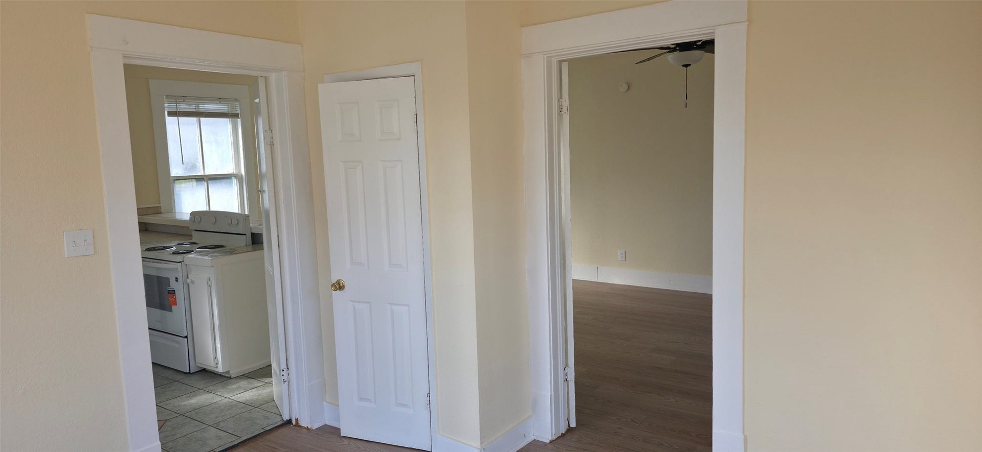2115 Bernardo De Galvez Avenue, #1/2 UP, Galveston, TX 77550 2115 Bernardo De Galvez Avenue, #1/2 UP, Galveston, TX 77550