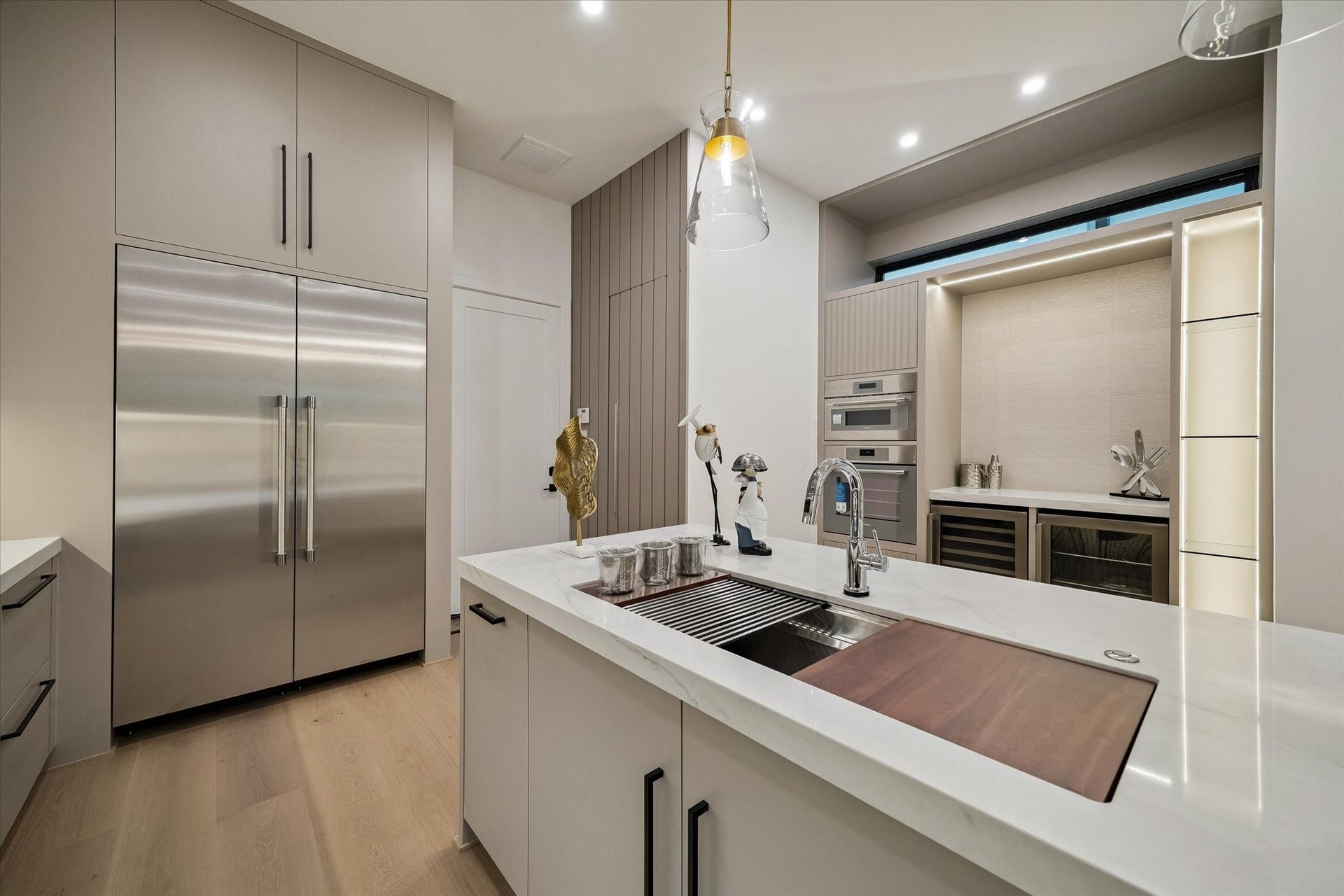 511 W Polk Street, Houston, TX 77019 511 W Polk Street, Houston, TX 77019