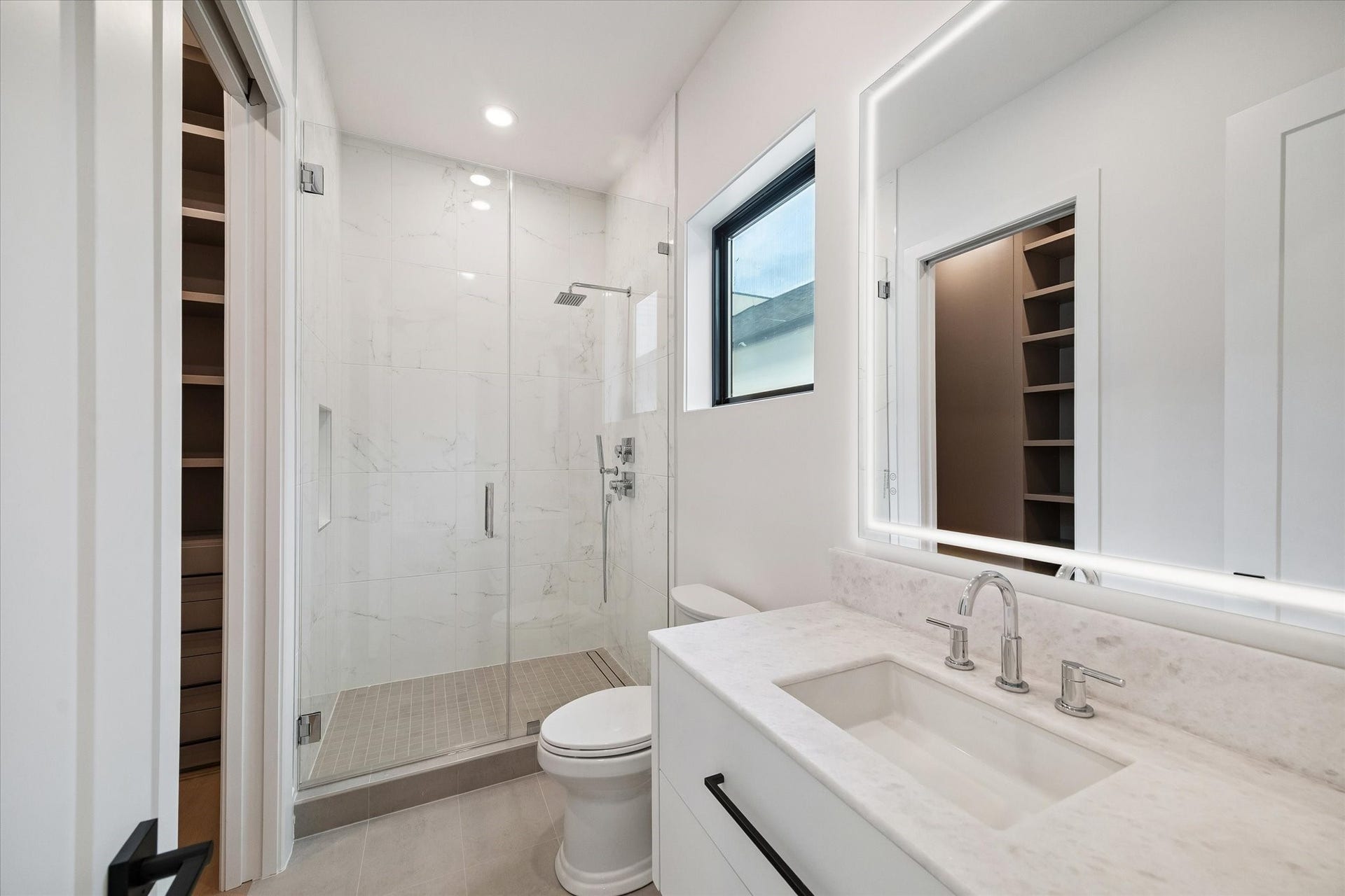 511 W Polk Street, Houston, TX 77019 511 W Polk Street, Houston, TX 77019