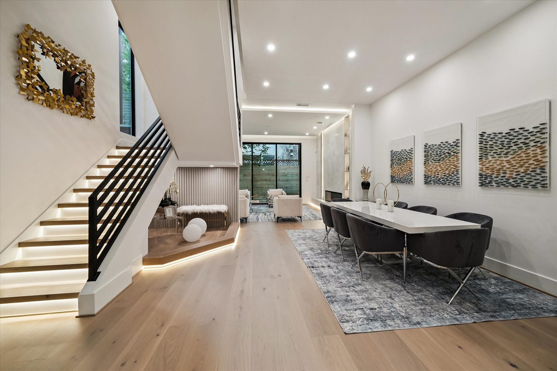 511 W Polk Street, Houston, TX 77019 511 W Polk Street, Houston, TX 77019
