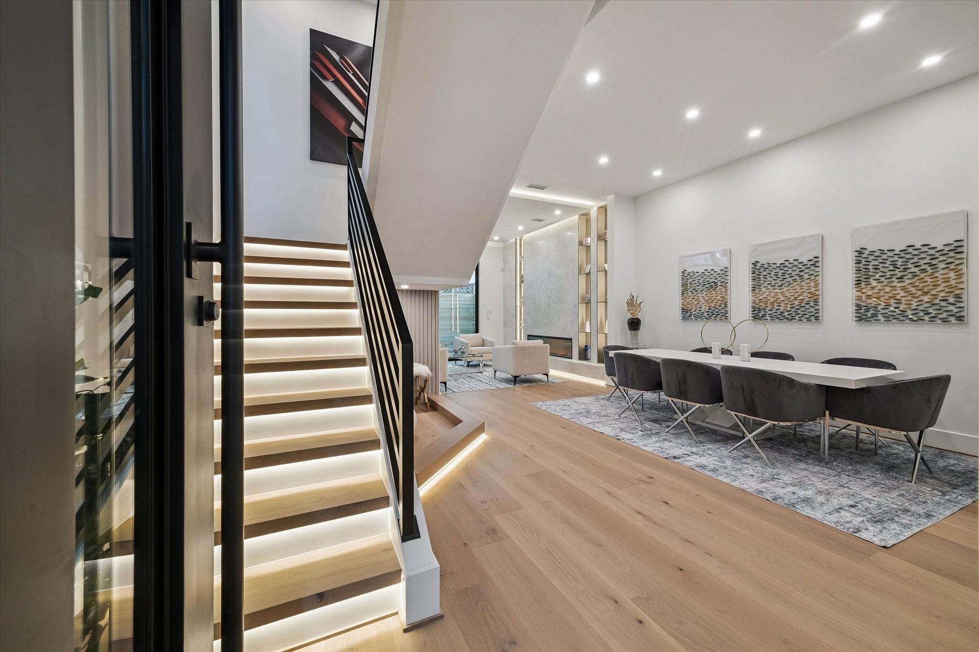 511 W Polk Street, Houston, TX 77019 511 W Polk Street, Houston, TX 77019