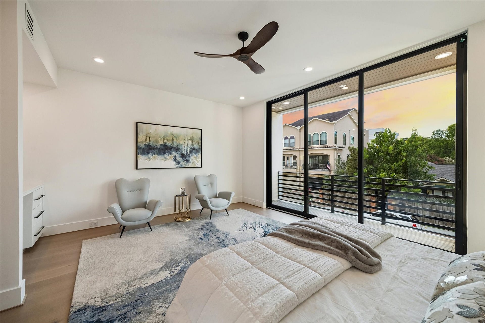 511 W Polk Street, Houston, TX 77019 511 W Polk Street, Houston, TX 77019