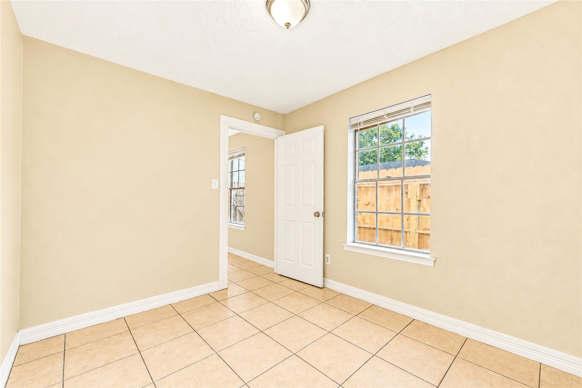 7406 Riptide Drive, Houston, TX 77072 7406 Riptide Drive, Houston, TX 77072