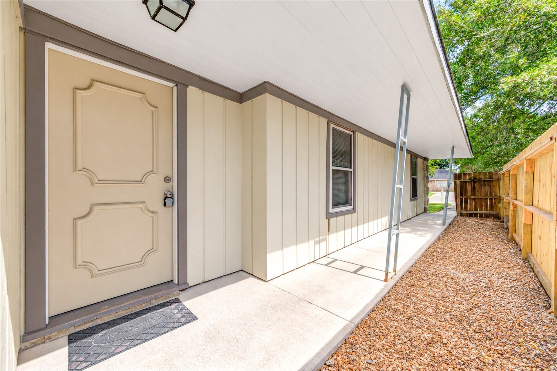 7406 Riptide Drive, Houston, TX 77072 7406 Riptide Drive, Houston, TX 77072