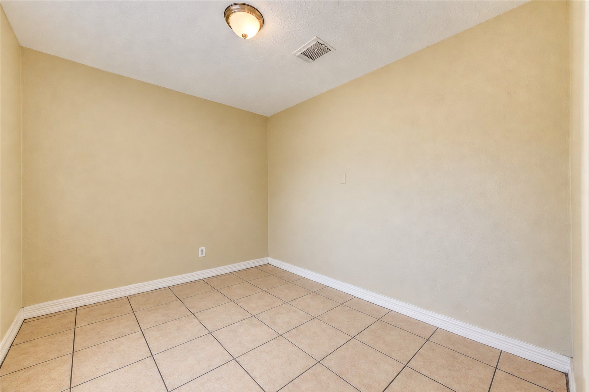 7406 Riptide Drive, Houston, TX 77072 7406 Riptide Drive, Houston, TX 77072