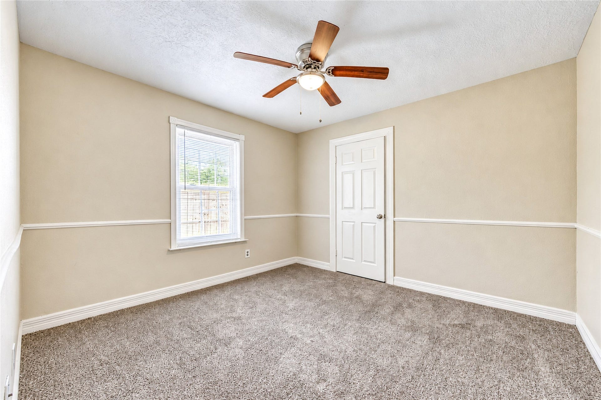 7406 Riptide Drive, Houston, TX 77072 7406 Riptide Drive, Houston, TX 77072