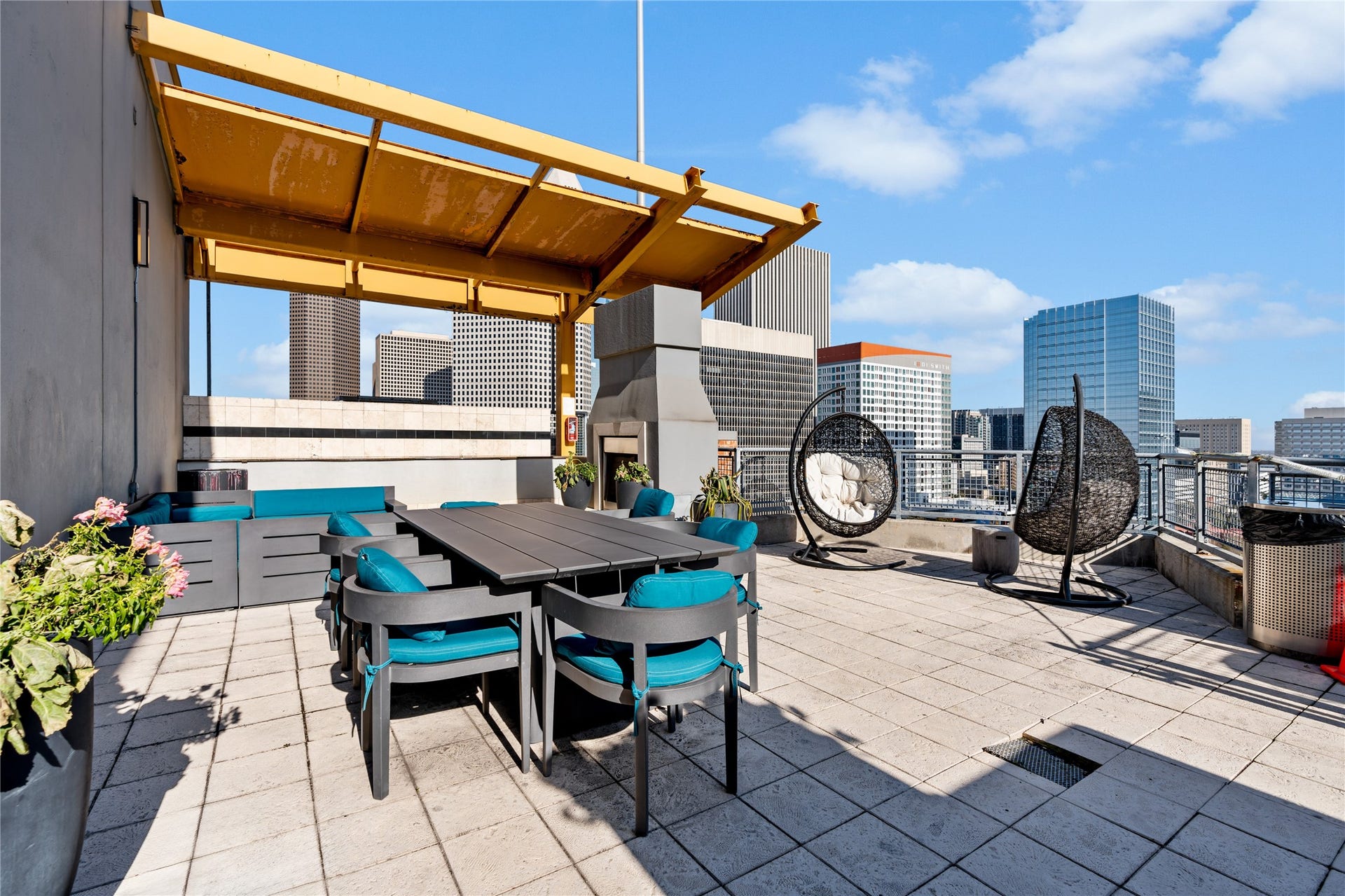2000 Bagby St Street, #13430, Houston, TX 77002