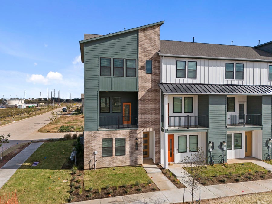 Property photo for 1350 Mercantile Street, Richmond, TX