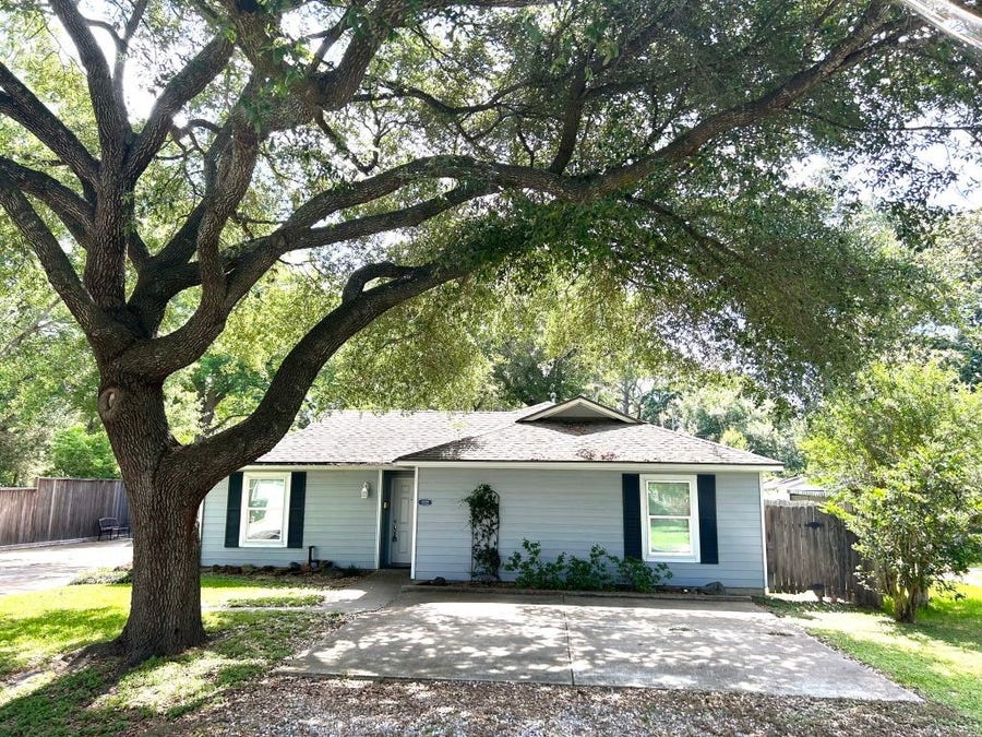 Property photo for 2222 Avenue A, Katy, TX