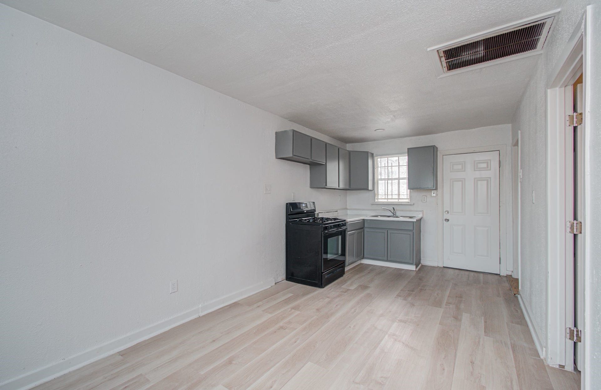 7622 Delavan Drive, Houston, TX 77028