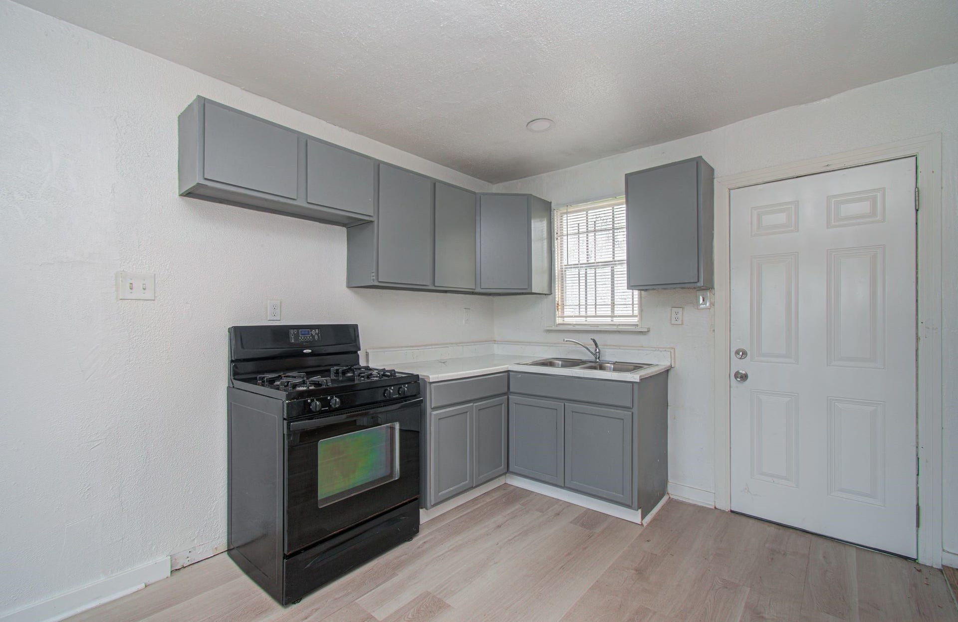 7622 Delavan Drive, Houston, TX 77028