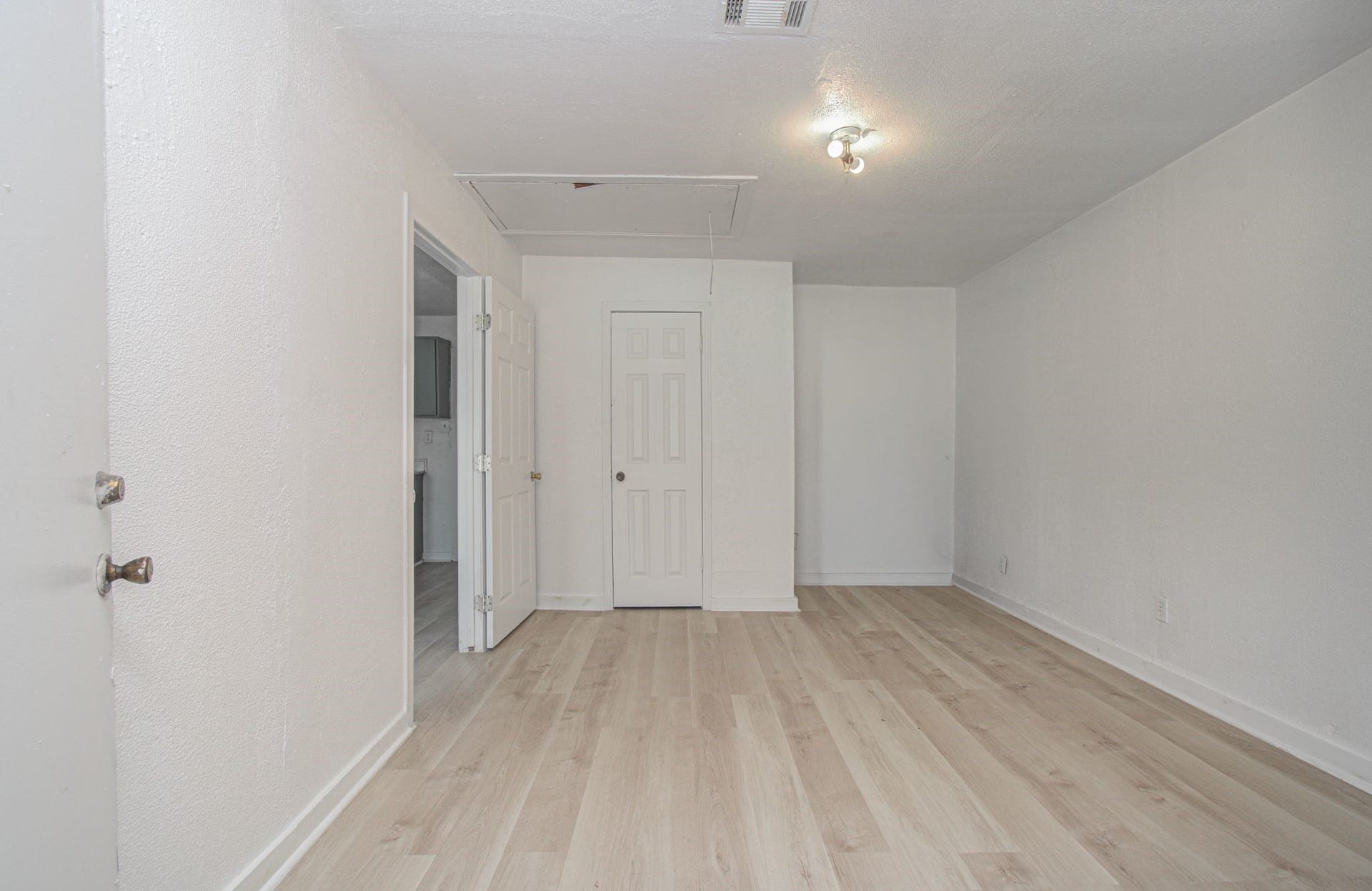 7622 Delavan Drive, Houston, TX 77028