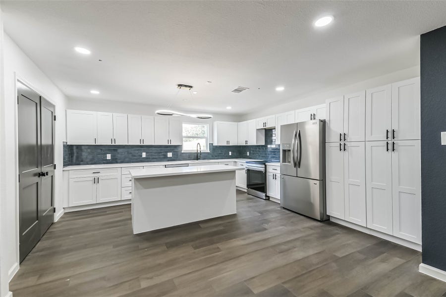 Property photo for 135 E Janisch Road, Houston, TX