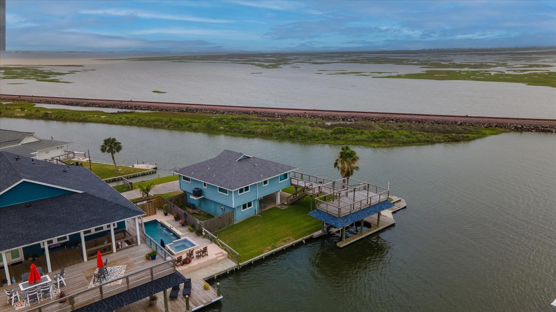 354 Ling Street, Bayou Vista, TX 77563 354 Ling Street, Bayou Vista, TX 77563