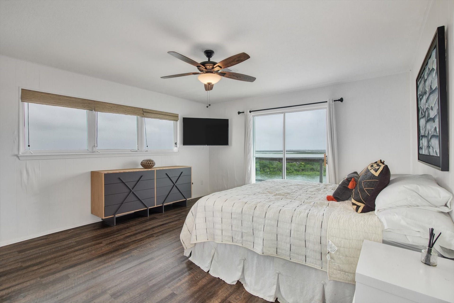 354 Ling Street, Bayou Vista, TX 77563 354 Ling Street, Bayou Vista, TX 77563