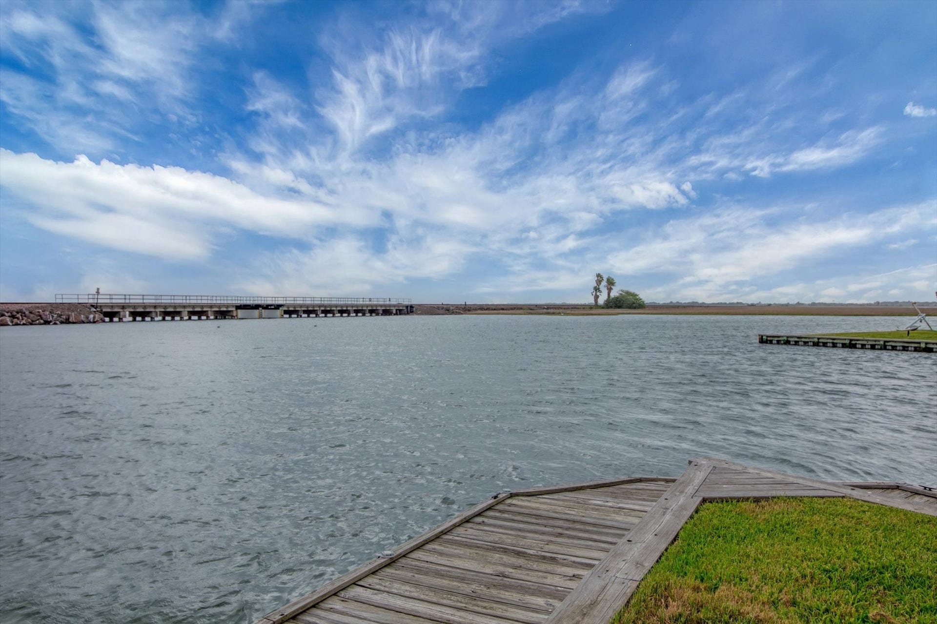 354 Ling Street, Bayou Vista, TX 77563 354 Ling Street, Bayou Vista, TX 77563