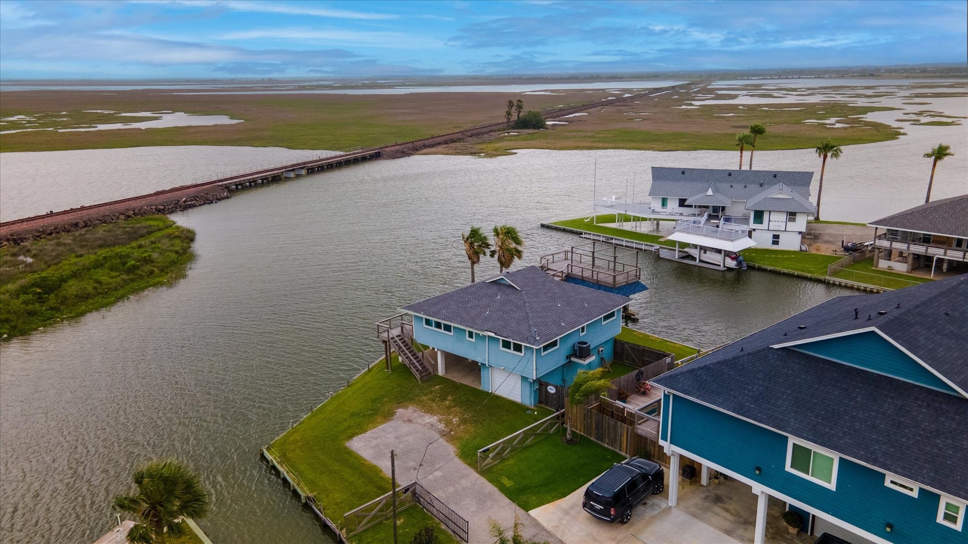 354 Ling Street, Bayou Vista, TX 77563 354 Ling Street, Bayou Vista, TX 77563