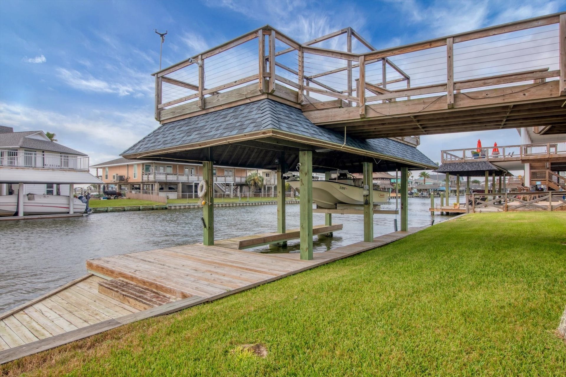 354 Ling Street, Bayou Vista, TX 77563 354 Ling Street, Bayou Vista, TX 77563