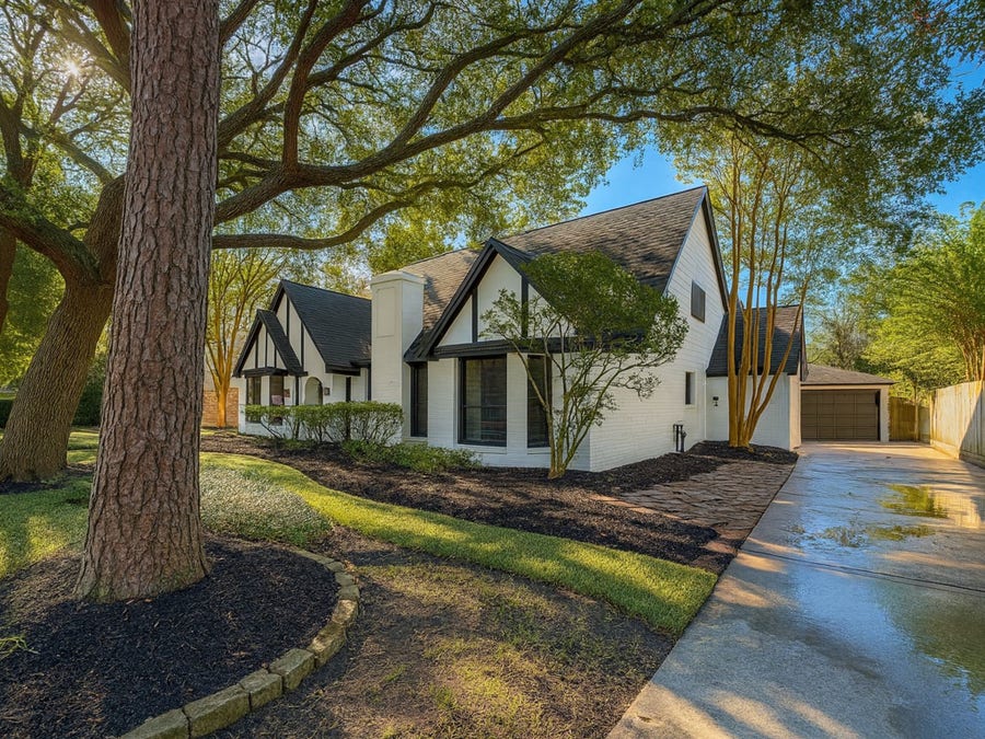 Property photo for 15619 Ripplewind Lane, Houston, TX