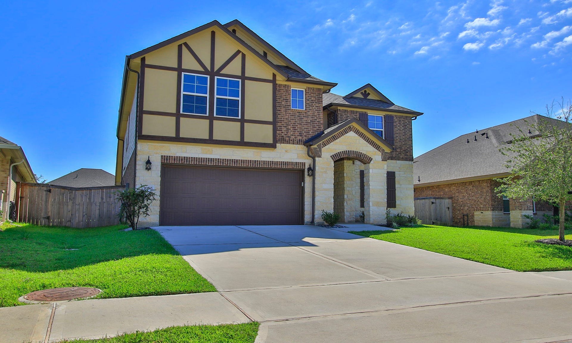 7050 Lauren Oak Drive, Conroe, TX 77304 7050 Lauren Oak Drive, Conroe, TX 77304