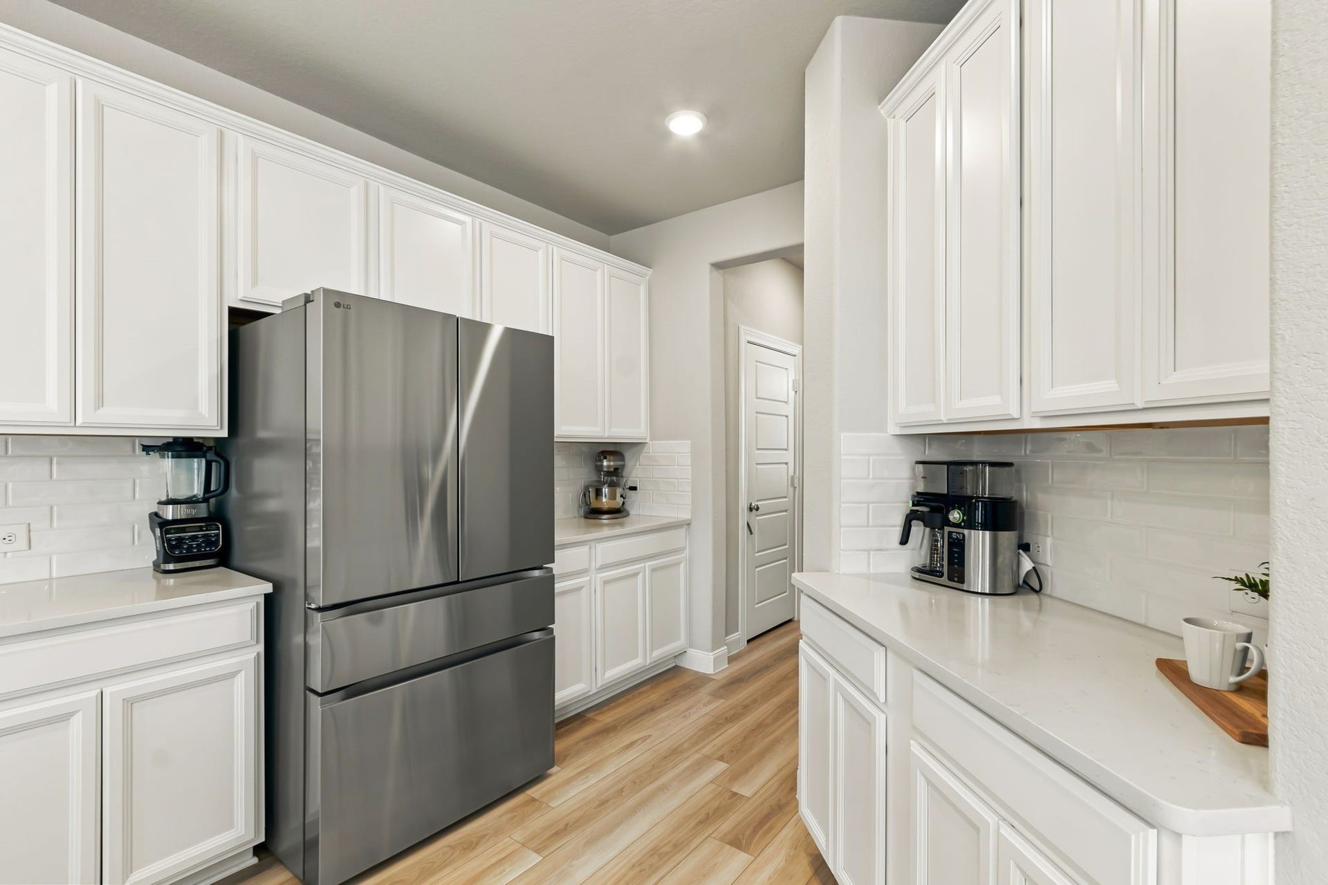 7050 Lauren Oak Drive, Conroe, TX 77304 7050 Lauren Oak Drive, Conroe, TX 77304