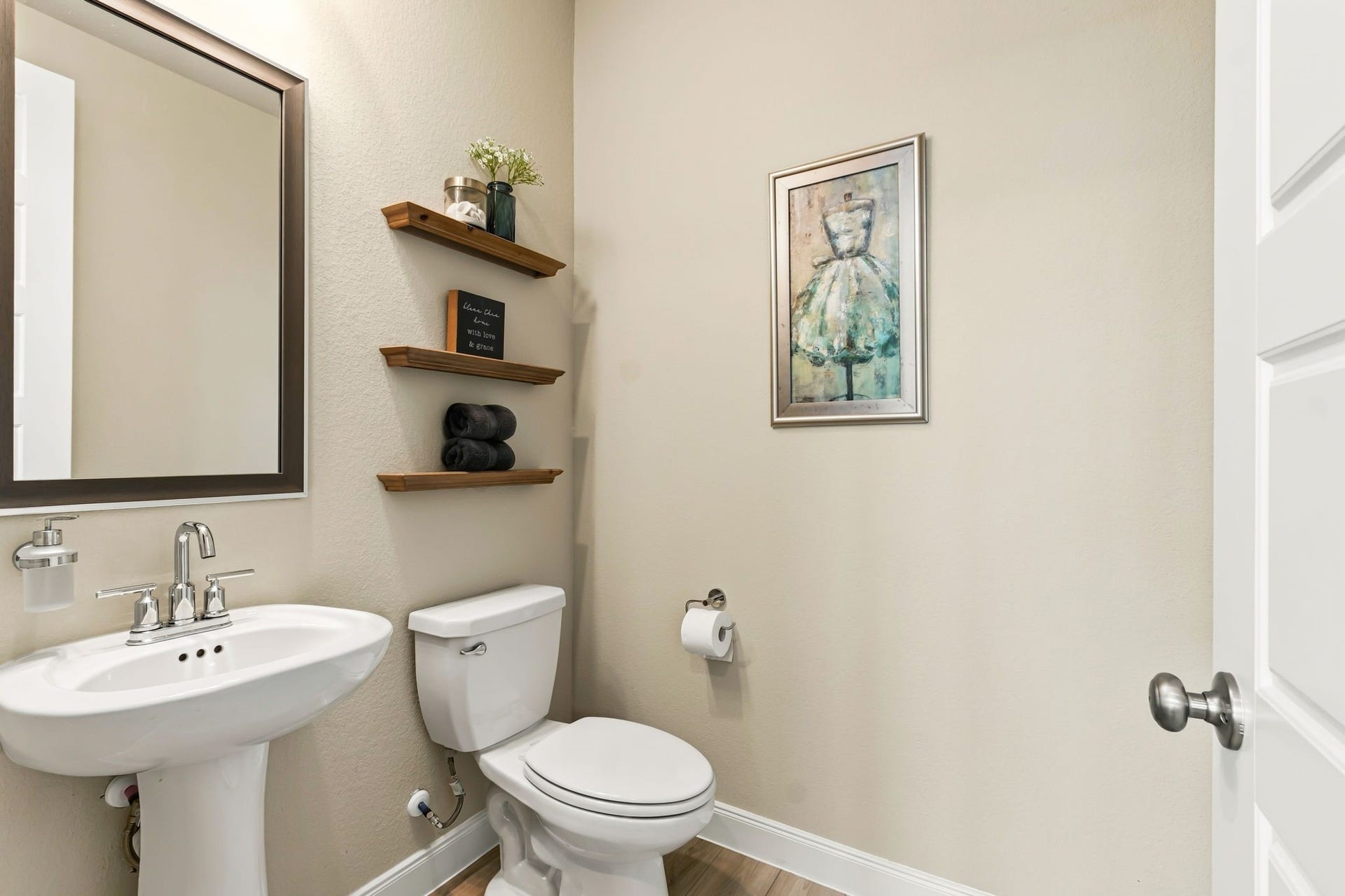 7050 Lauren Oak Drive, Conroe, TX 77304 7050 Lauren Oak Drive, Conroe, TX 77304