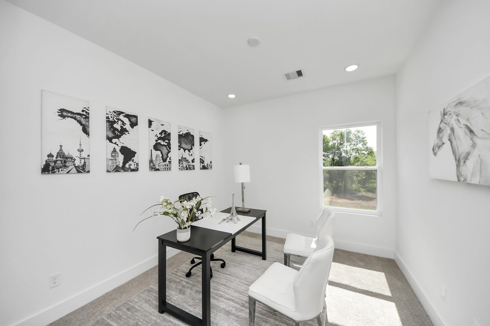 Second bedroom
