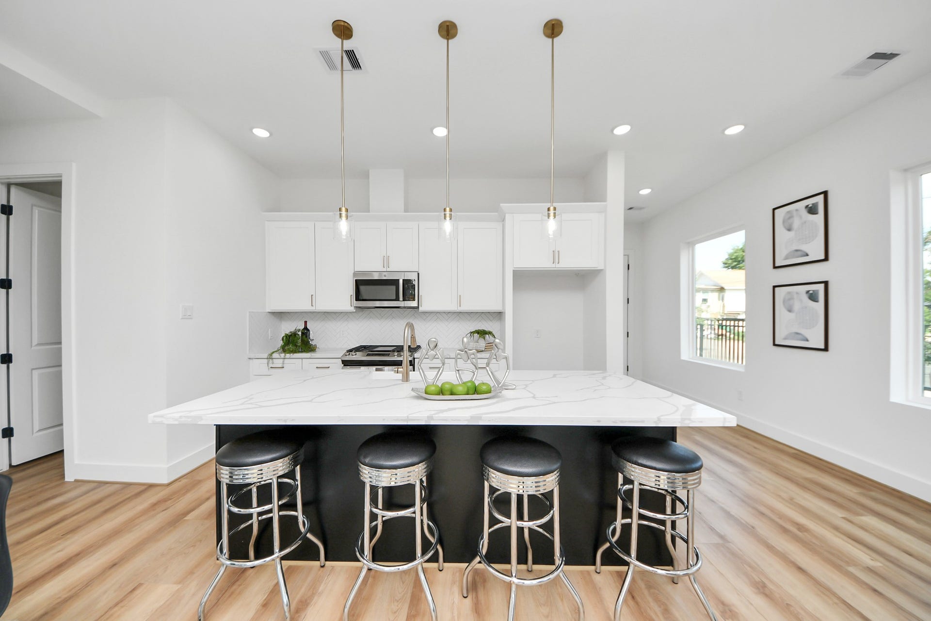 Kitchen island