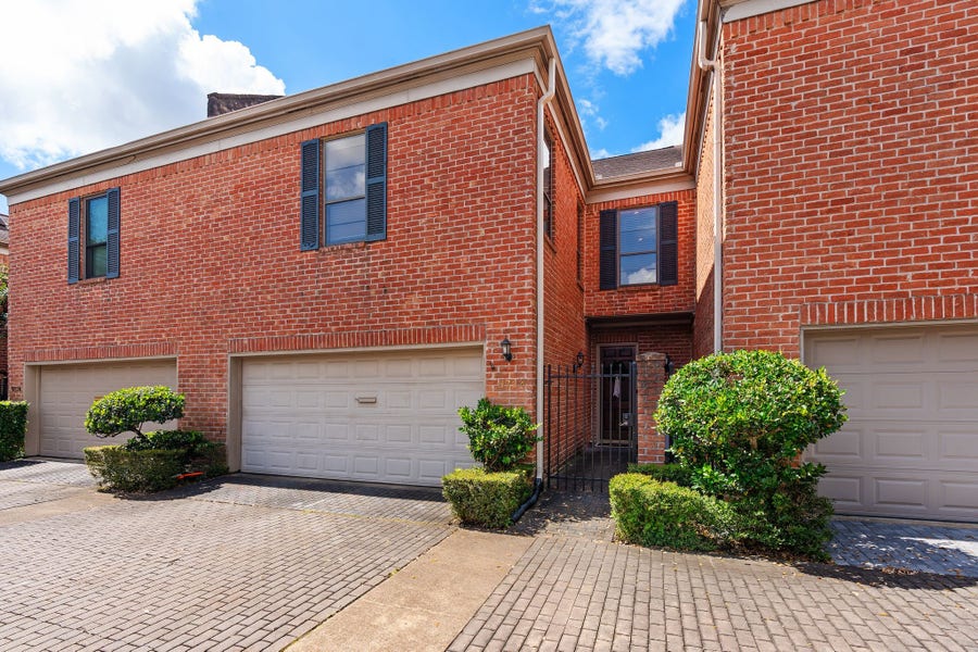 Property photo for 6734 Vanderbilt Street, #8, Houston, TX