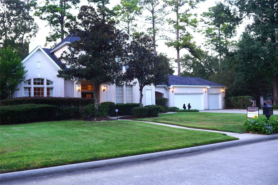Property photo for 14206 Spring Pines Drive, Tomball, TX