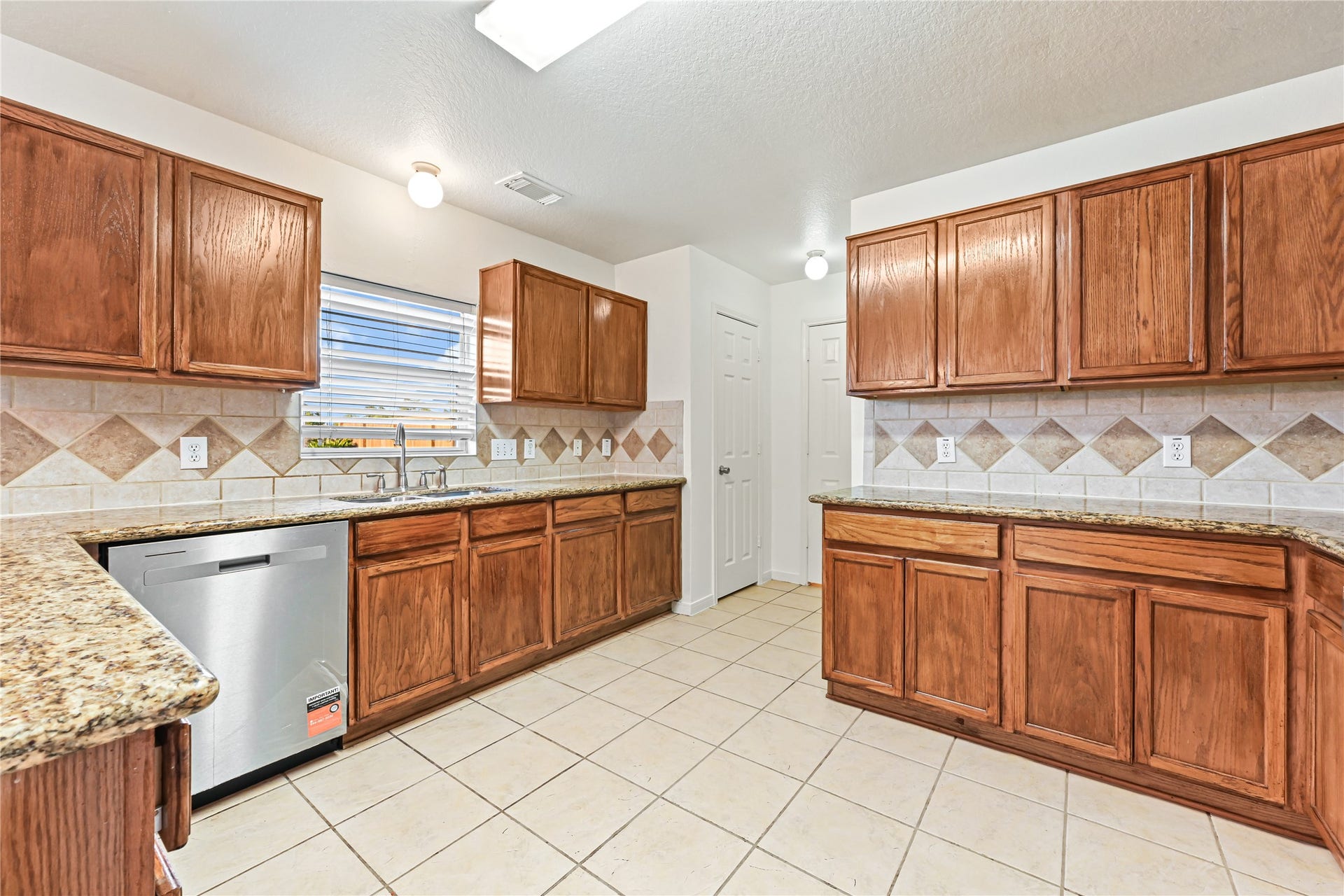 707 Cypresswood Ridge, Spring, TX 77373 707 Cypresswood Ridge, Spring, TX 77373