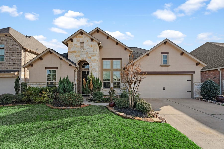 Property photo for 20131 Cascading Falls Boulevard, Cypress, TX