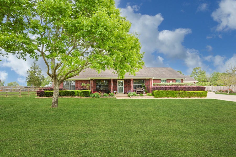 Property photo for 32102 Sandwedge Drive, Waller, TX