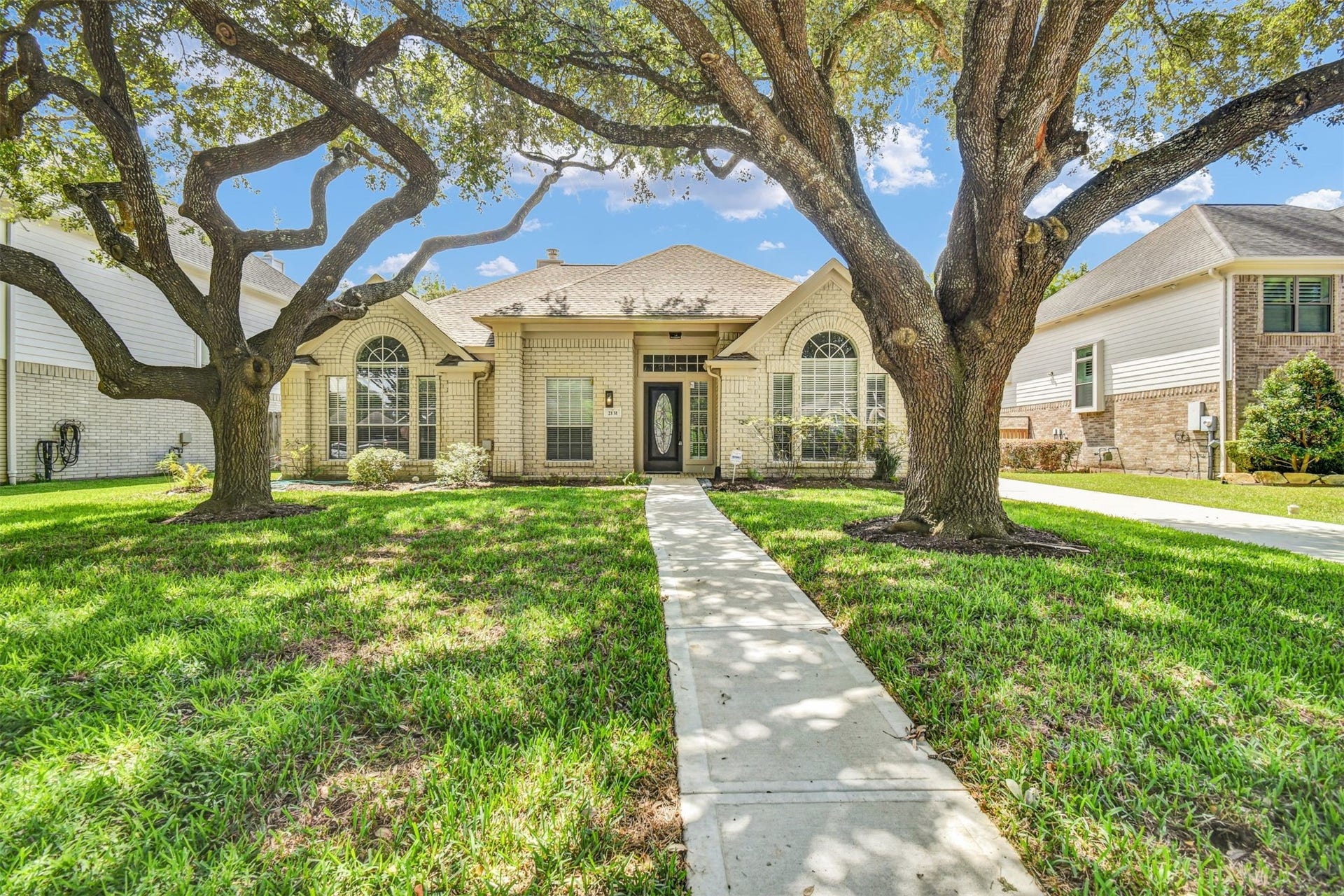 2131 Shaly Breeze Lane, League City, TX 77573 2131 Shaly Breeze Lane, League City, TX 77573