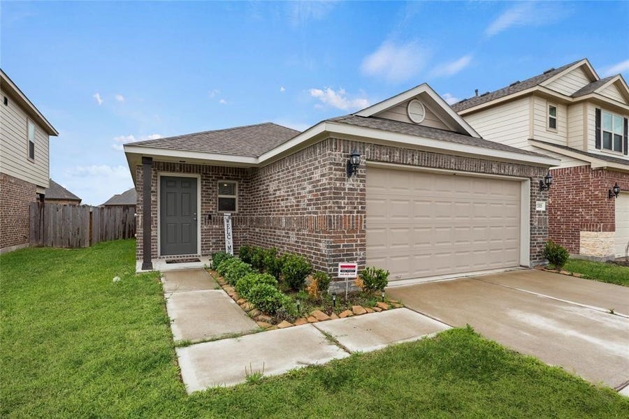 Property photo for 23315 Briarstone Harbor Trail, Katy, TX