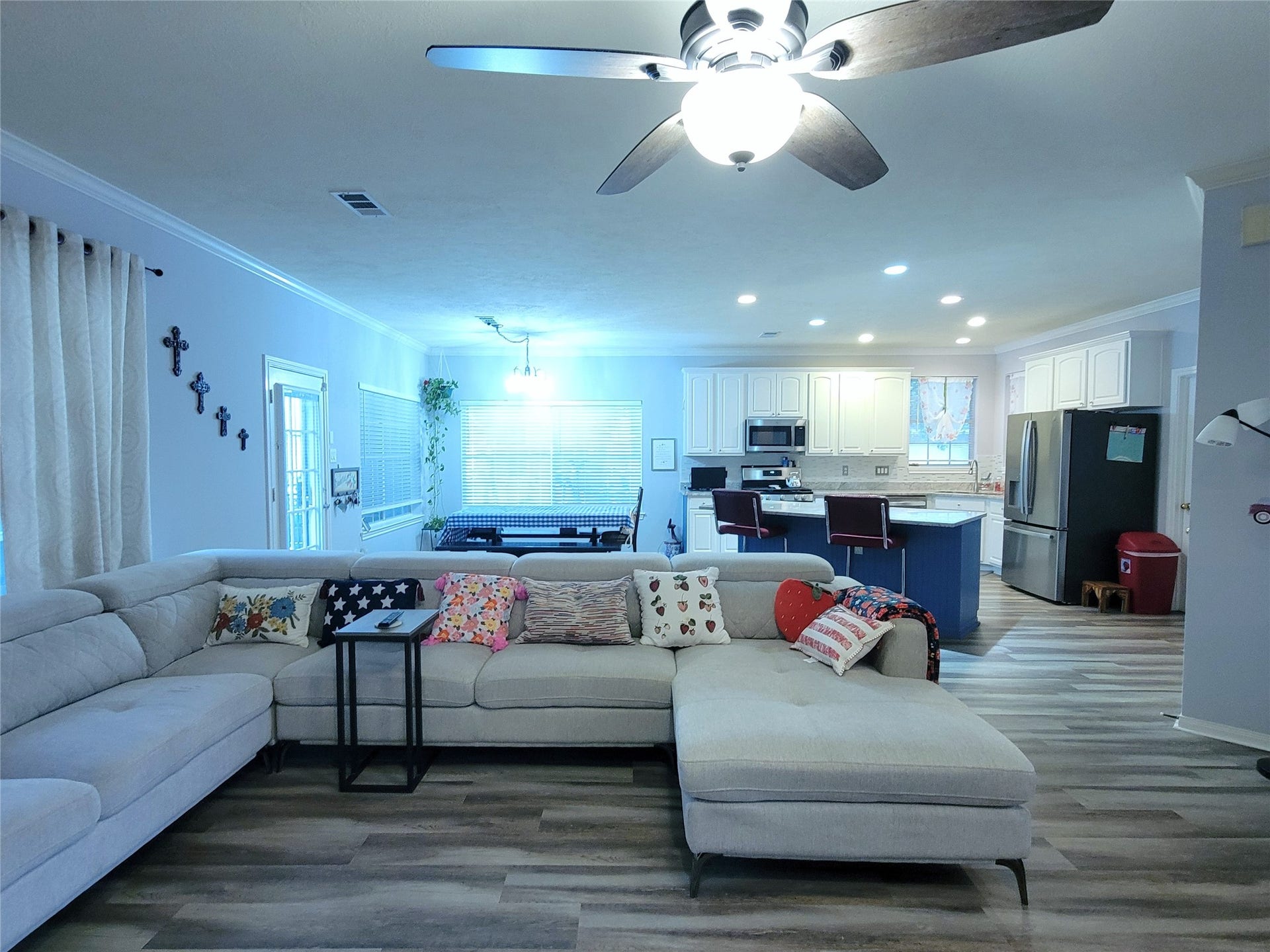 18402 Spinner Court Drive, Humble, TX 77346 18402 Spinner Court Drive, Humble, TX 77346