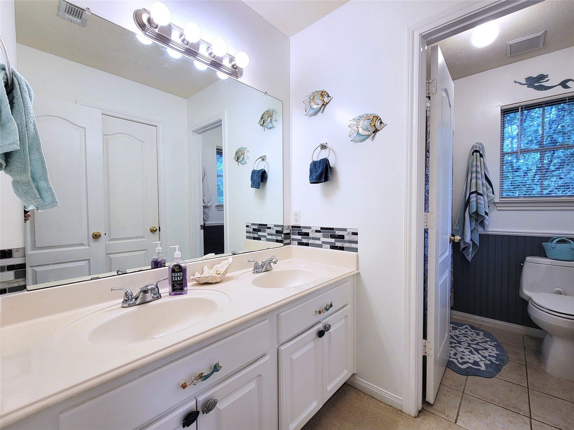 18402 Spinner Court Drive, Humble, TX 77346 18402 Spinner Court Drive, Humble, TX 77346