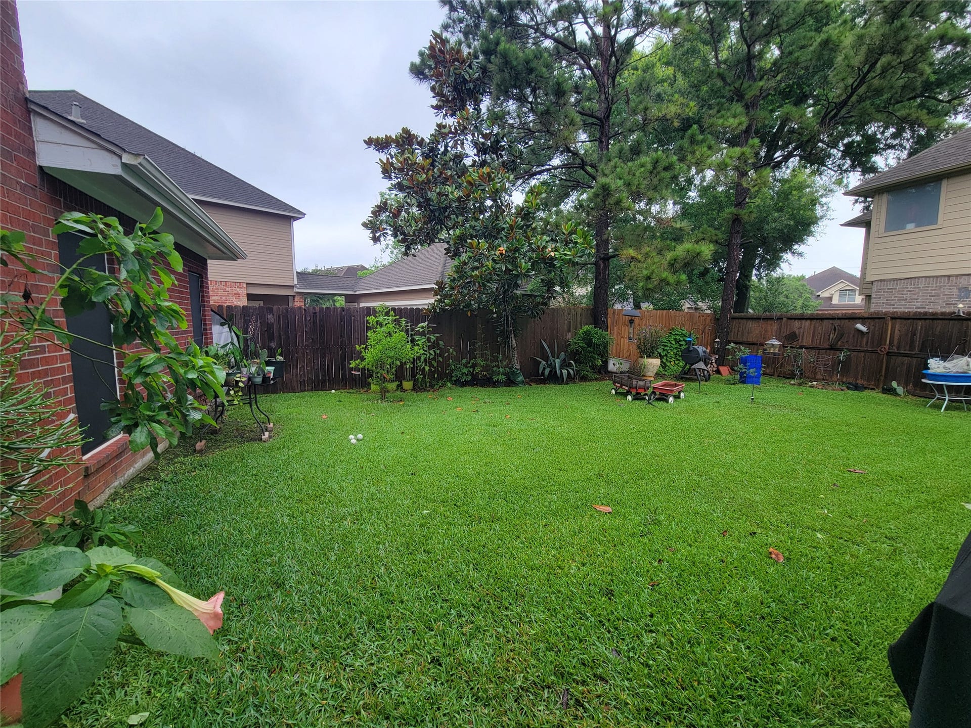 18402 Spinner Court Drive, Humble, TX 77346 18402 Spinner Court Drive, Humble, TX 77346