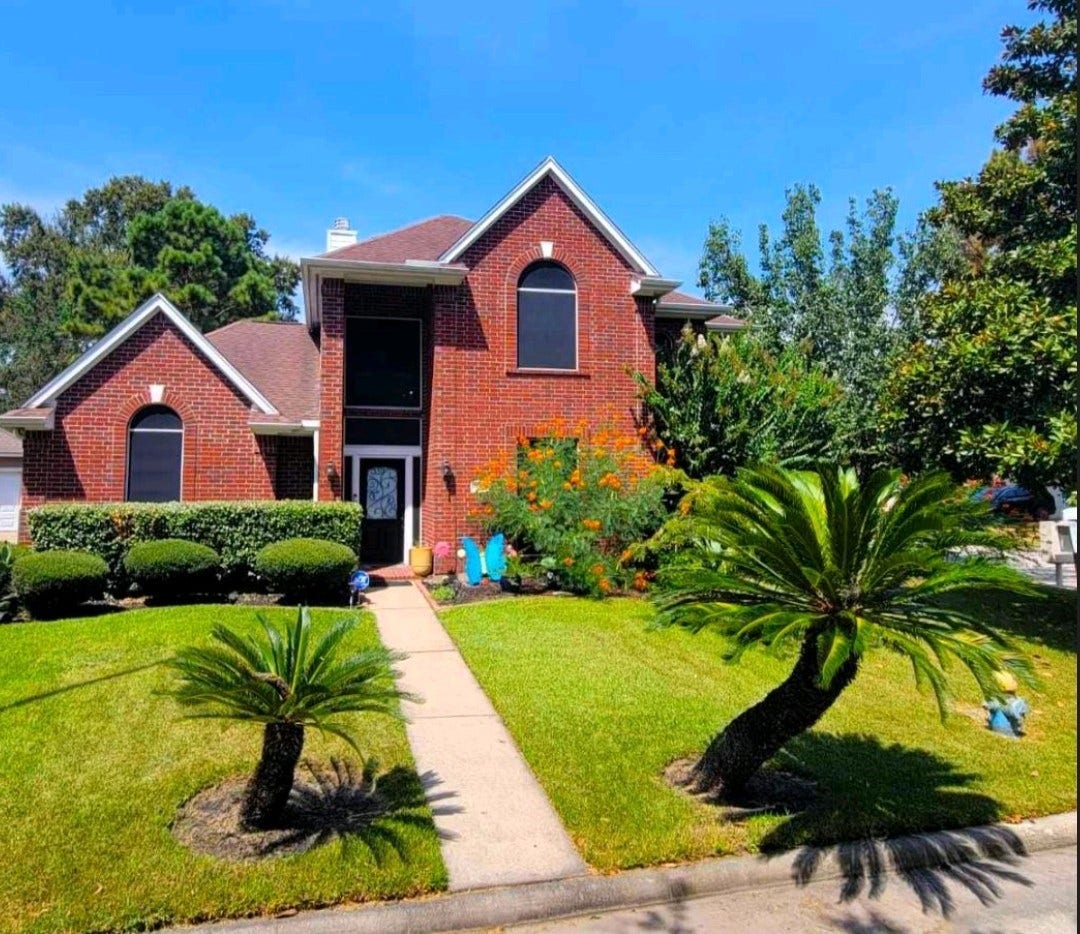 18402 Spinner Court Drive, Humble, TX 77346 18402 Spinner Court Drive, Humble, TX 77346