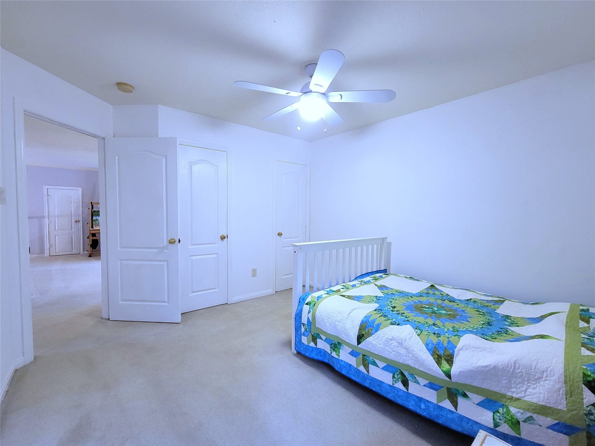 18402 Spinner Court Drive, Humble, TX 77346 18402 Spinner Court Drive, Humble, TX 77346